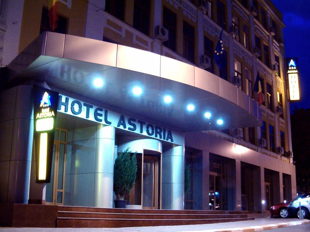 Hotel Astoria City Center Iasi Exterior foto